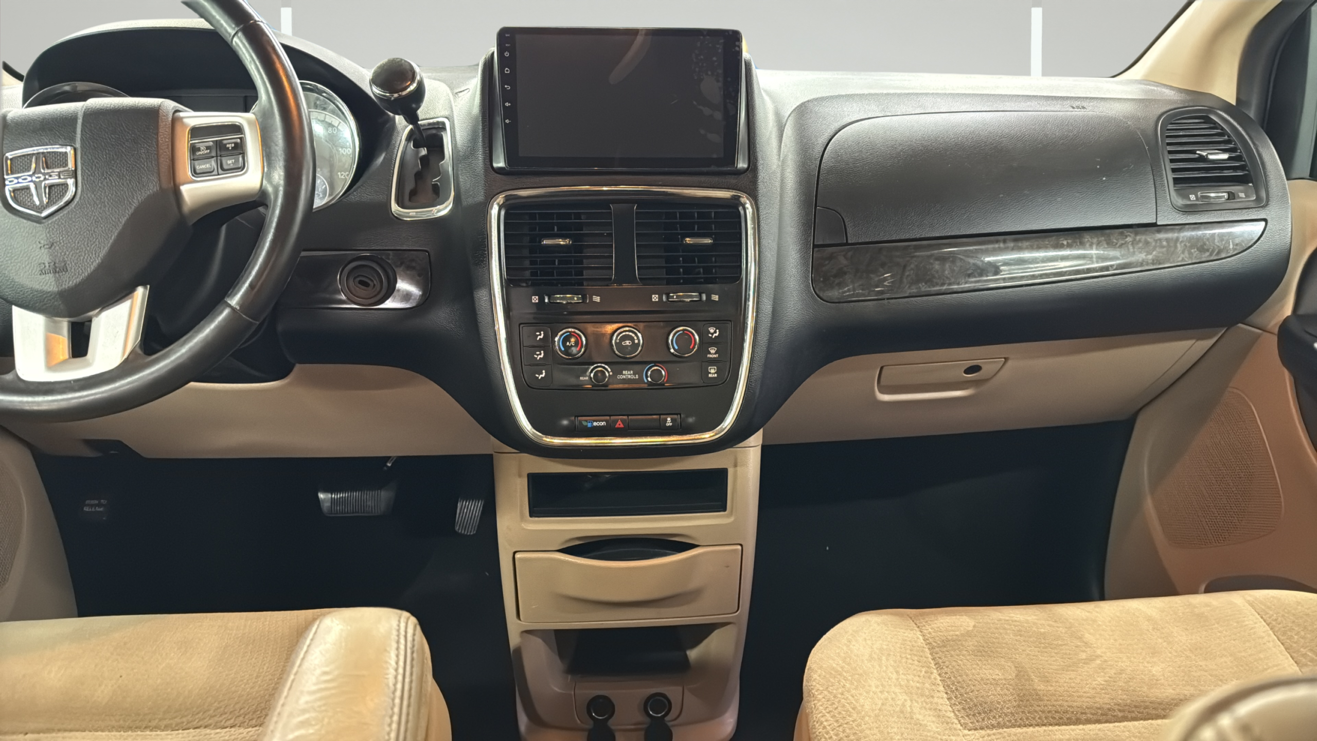 2016 Dodge Grand Caravan SE - Photo 11