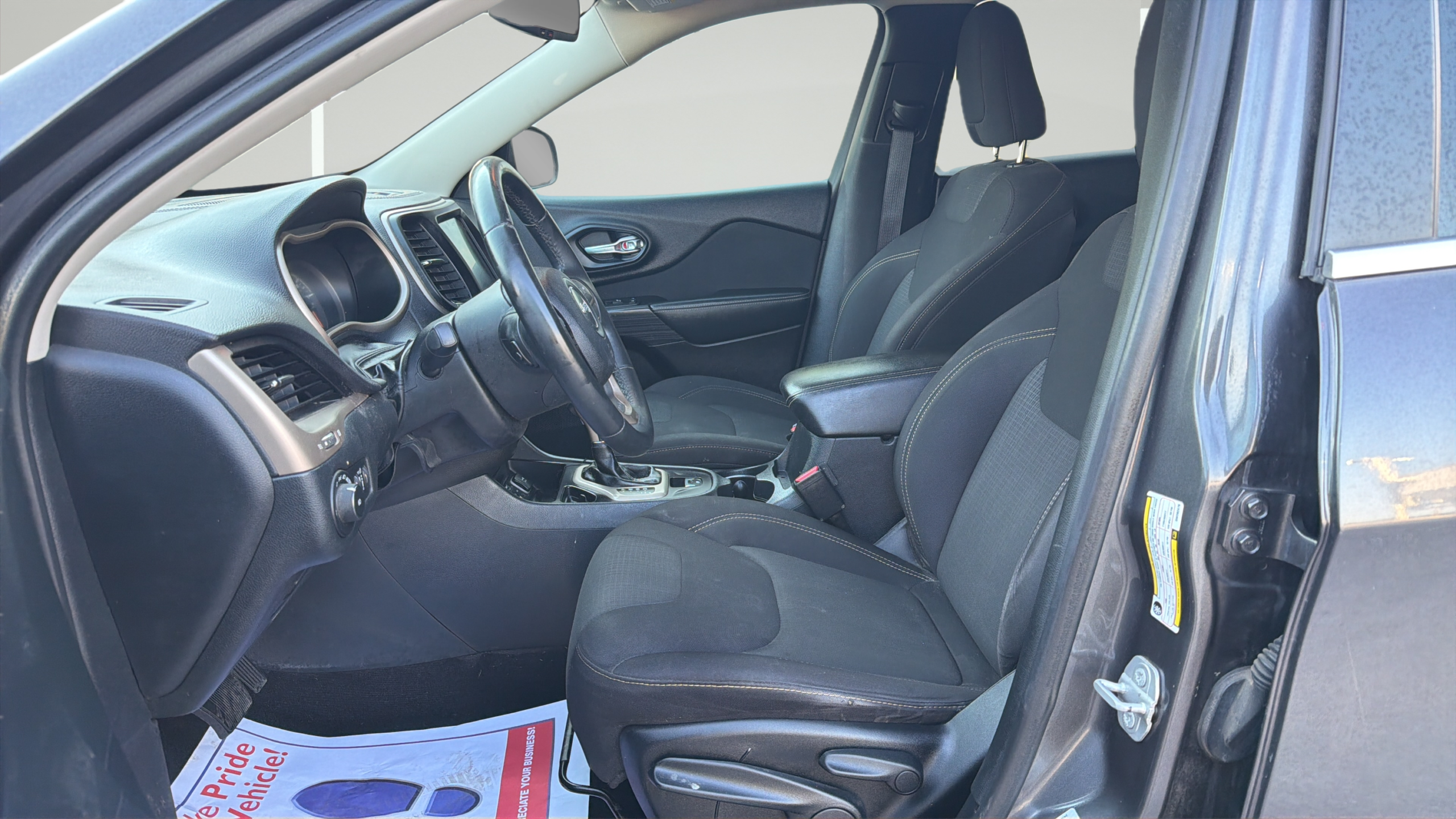 2016 Jeep Cherokee Latitude - Photo 12