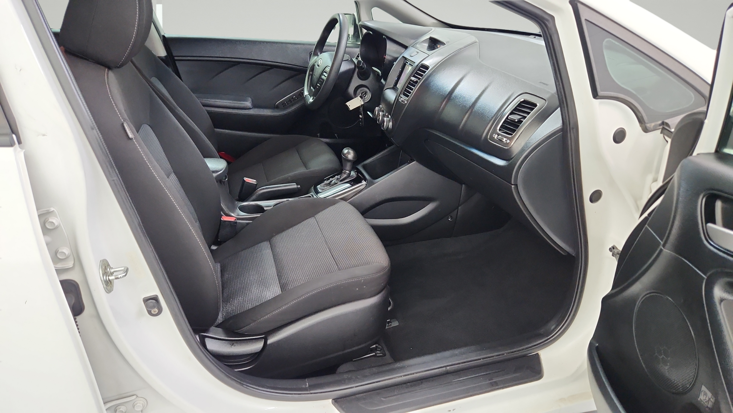 2018 Kia FORTE LX - Photo 15